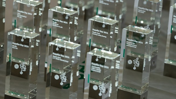 卓越した協働関係 ー シェフラー、優れたサプライヤーを表彰